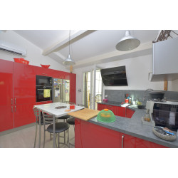 Maison en centre ville avec garage